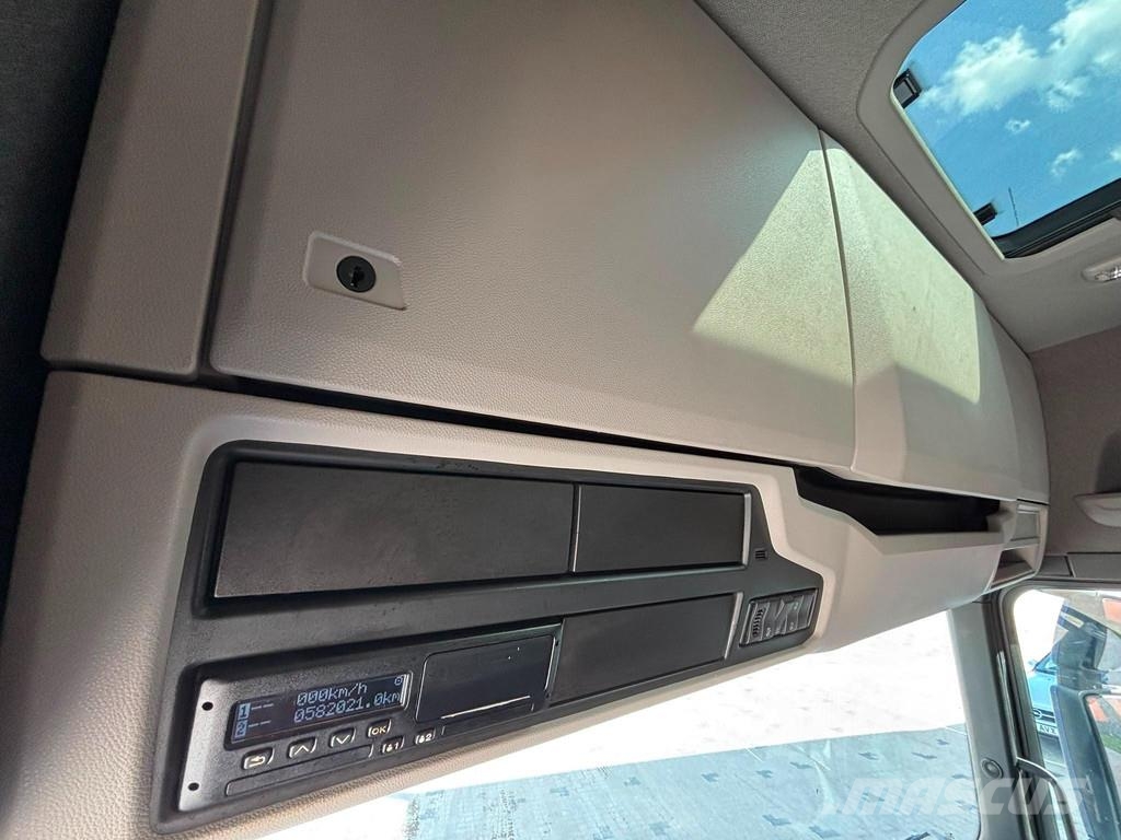 Scania R 650 6x4 RETARDER / PLATFORM L=6851 mm Camiones plataforma