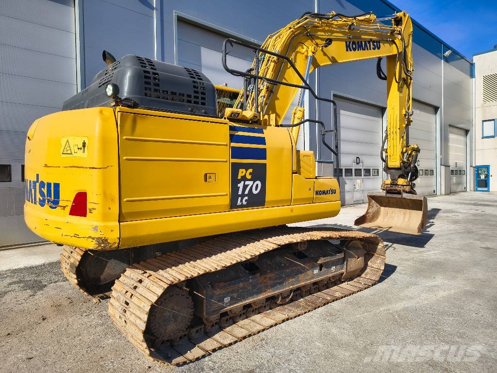 Komatsu PC 170 LC-11 حفارات زحافة