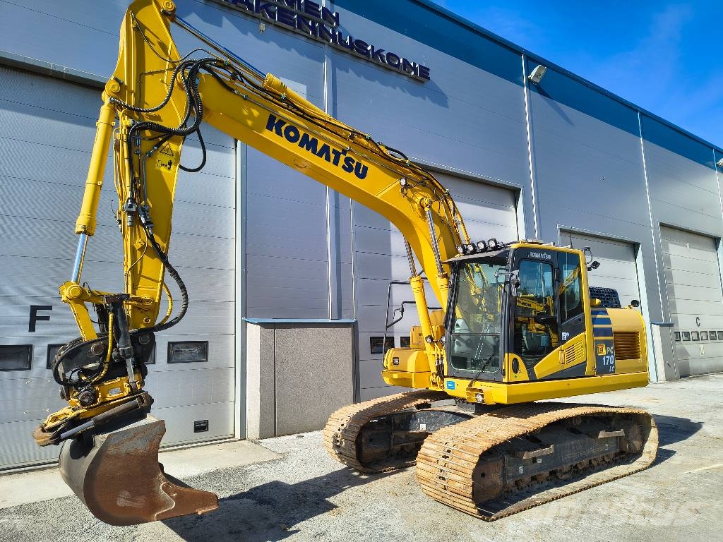 Komatsu PC 170 LC-11 حفارات زحافة