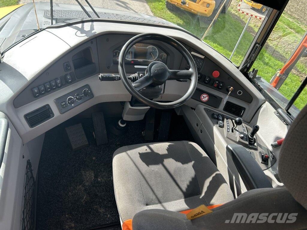 Volvo A60 铰接式自卸车