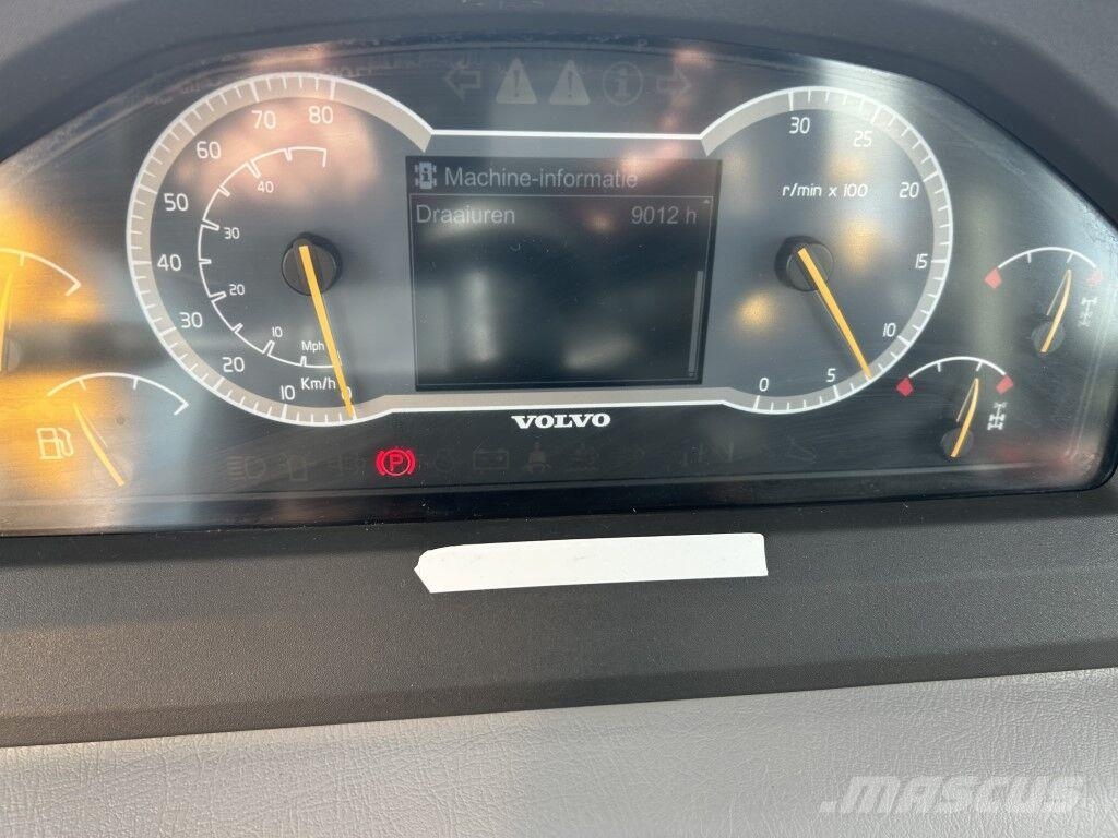 Volvo A60 铰接式自卸车
