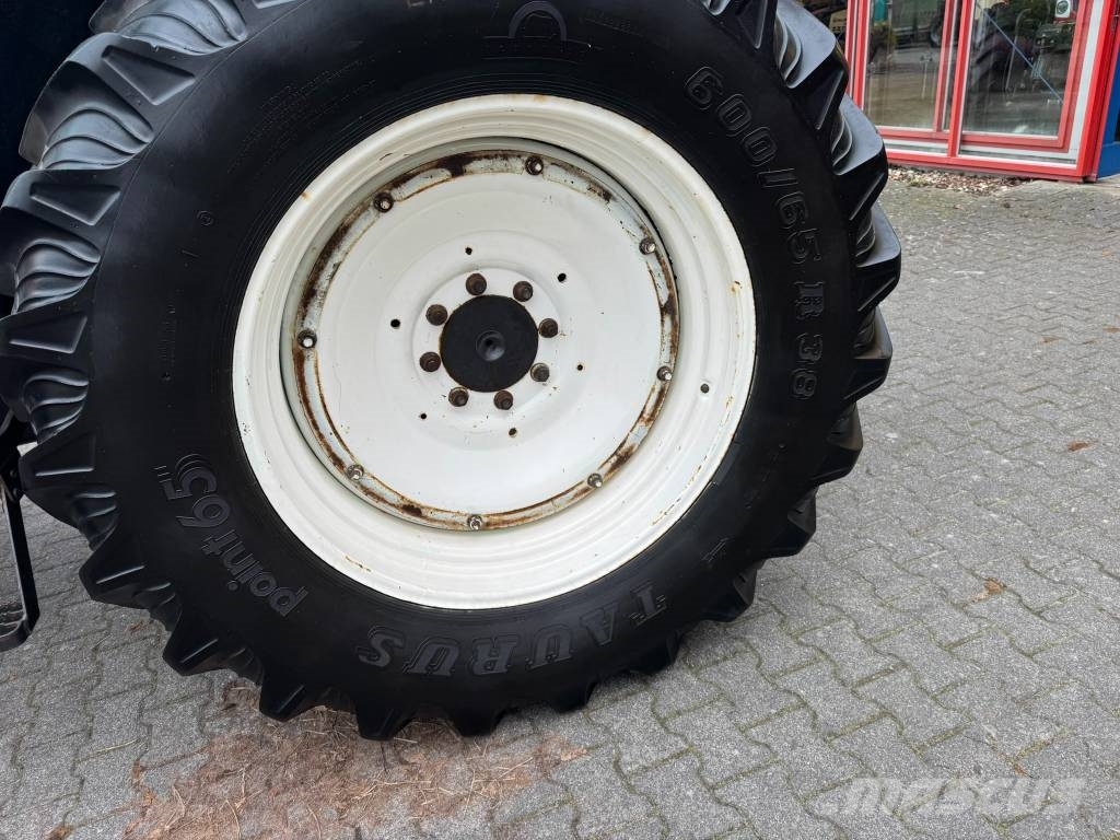 Valtra Valmet 6800 Traktori