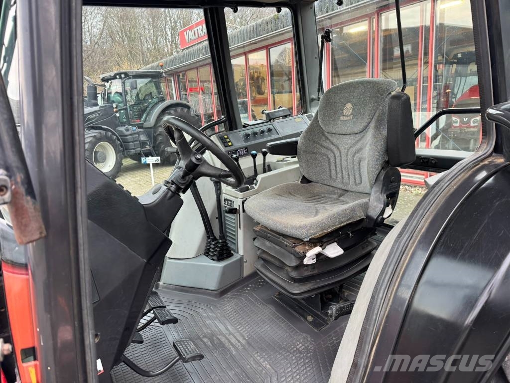 Valtra Valmet 6800 Traktori