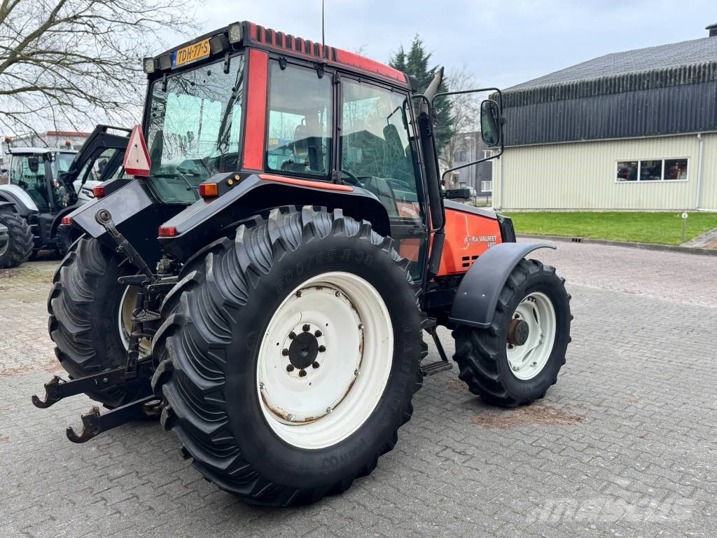 Valtra Valmet 6800 Traktori