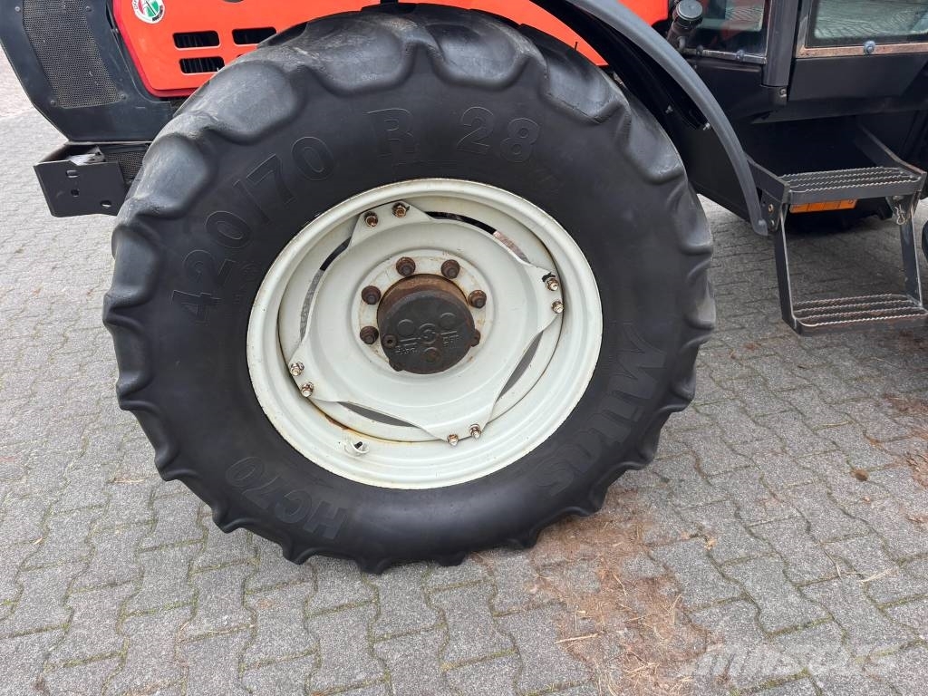 Valtra Valmet 6800 Traktori