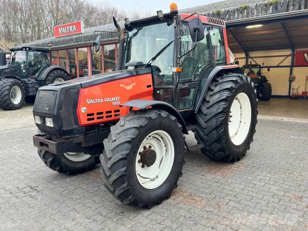 Valtra Valmet 6800 Traktori