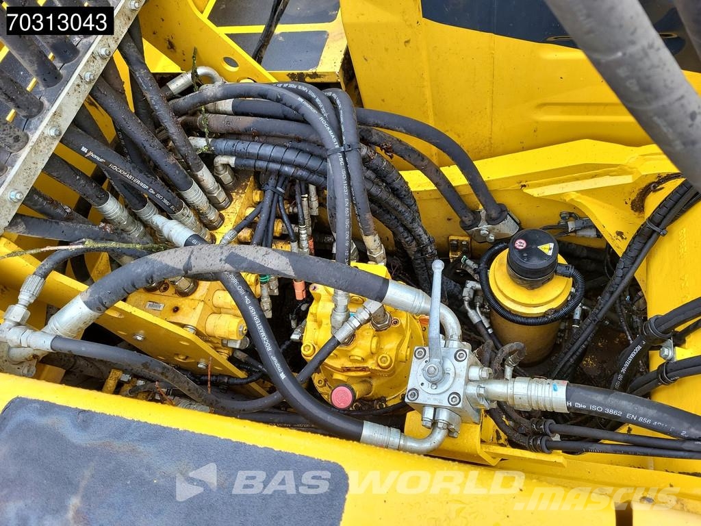 Komatsu PW180 -7E0 Εκσκαφείς με τροχούς - λάστιχα