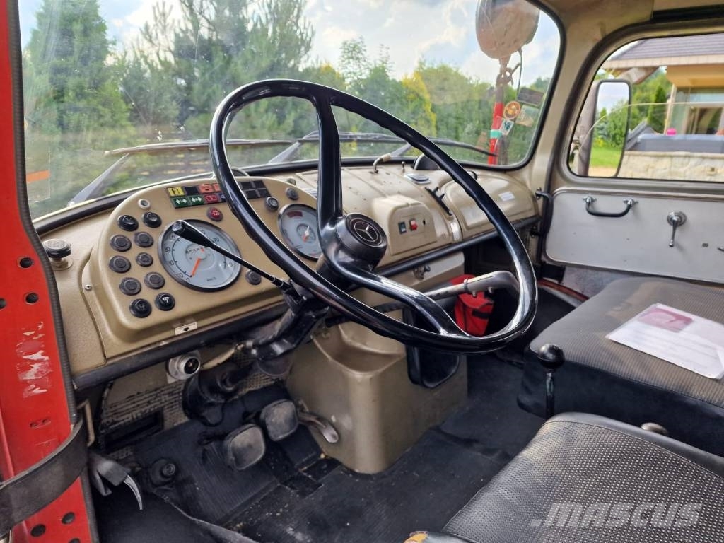 Mercedes-Benz 1113 / Samochód Specjalny / Straż Pożarna Paloautot