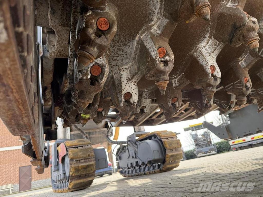Wirtgen W 250i Máquinas moledoras de asfalto en frío