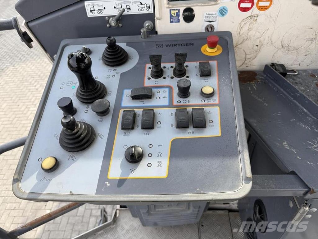 Wirtgen W 250i Asphaltfräsen