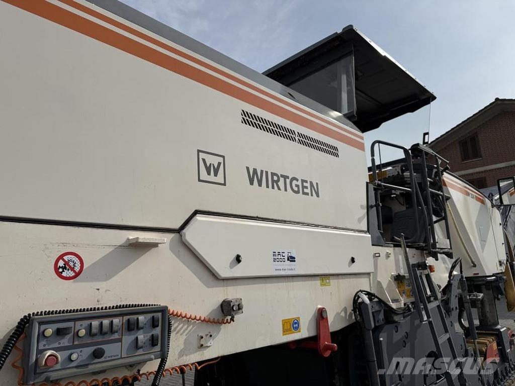 Wirtgen W 250i Máquinas moledoras de asfalto en frío
