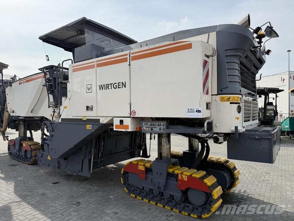 Wirtgen W 250i Máquinas moledoras de asfalto en frío