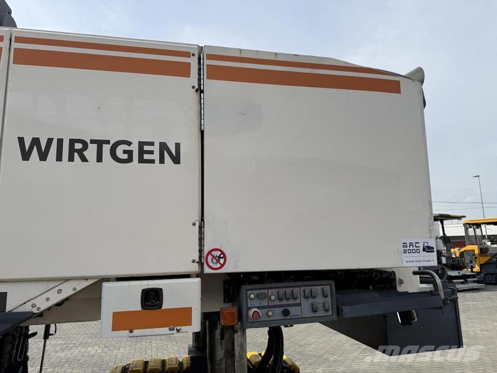 Wirtgen W 250i Máquinas moledoras de asfalto en frío