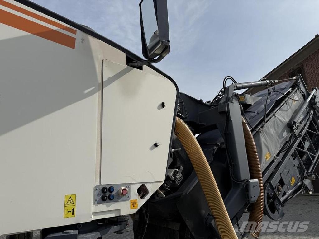 Wirtgen W 250i Máquinas moledoras de asfalto en frío
