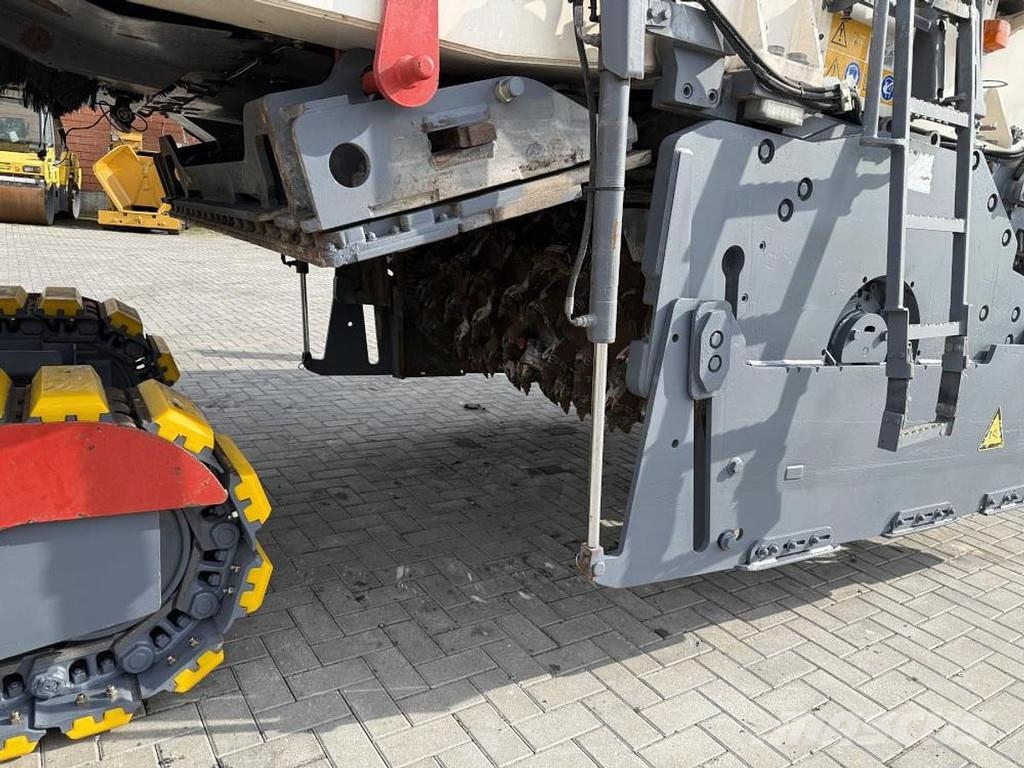 Wirtgen W 250i Máquinas moledoras de asfalto en frío
