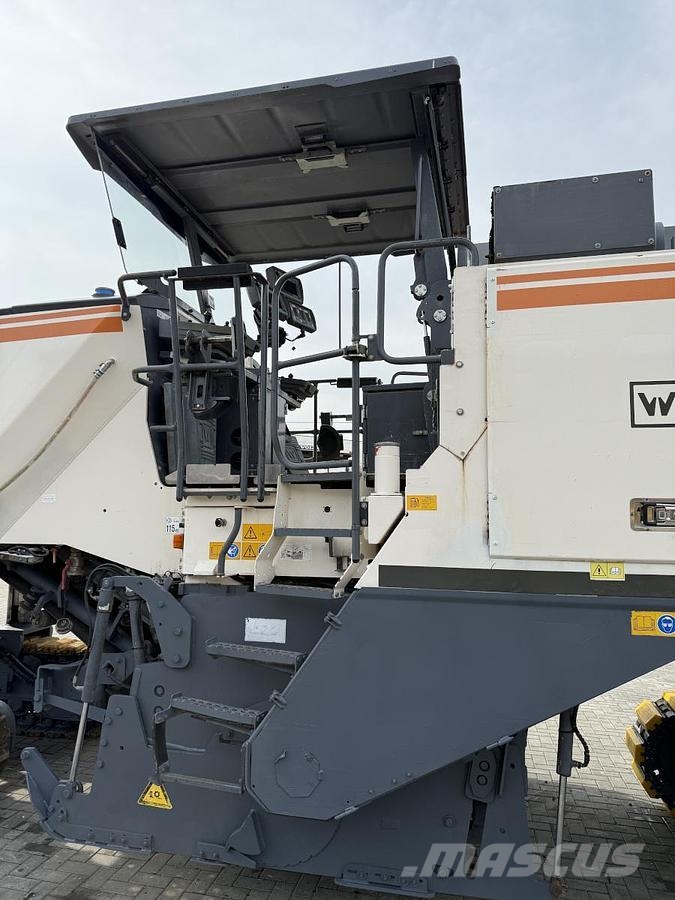 Wirtgen W 250i Máquinas moledoras de asfalto en frío