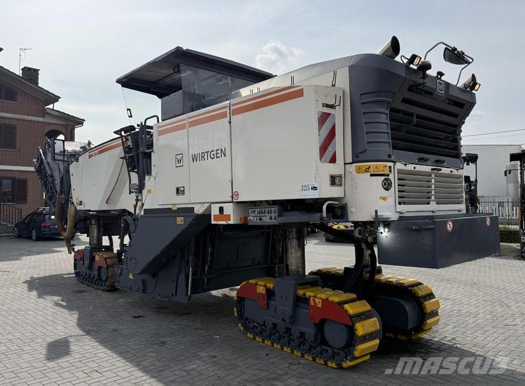 Wirtgen W 250i Máquinas moledoras de asfalto en frío