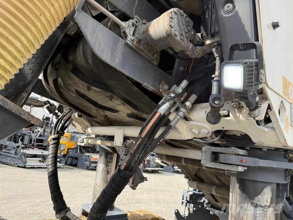 Wirtgen W 250i Máquinas moledoras de asfalto en frío