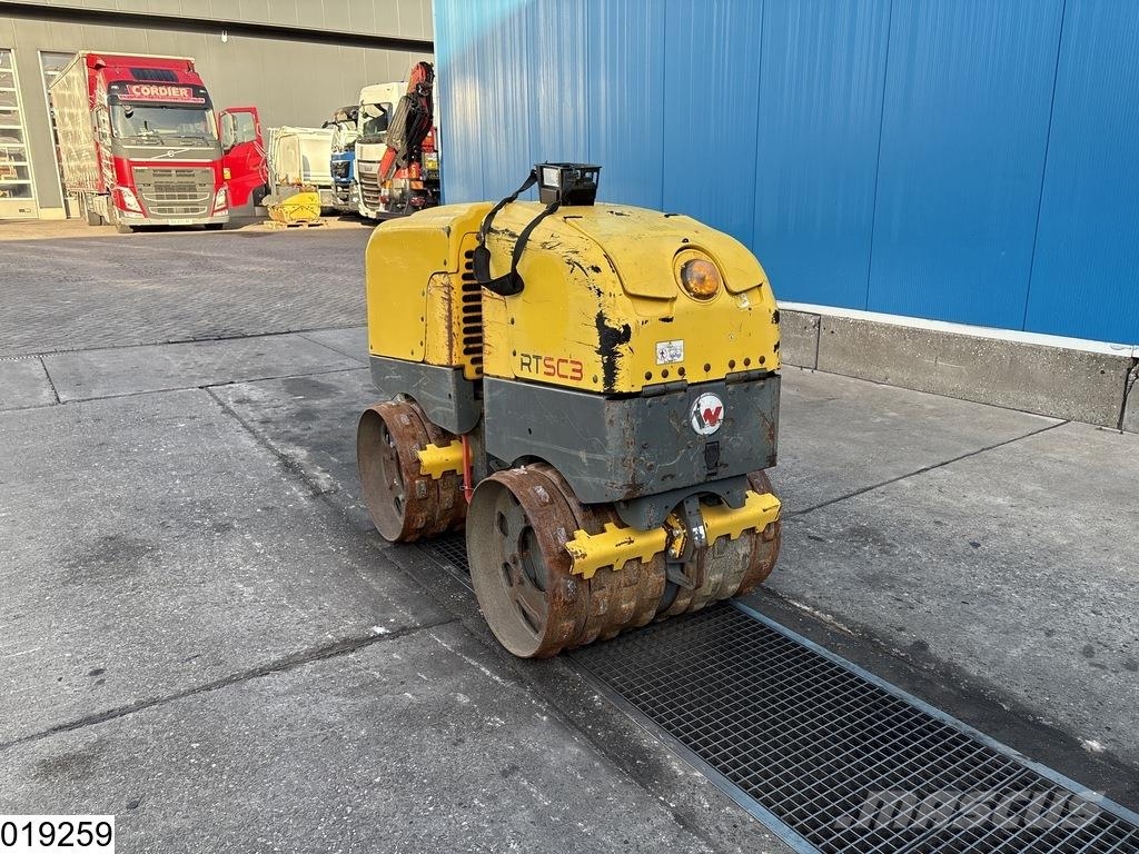 Wacker Neuson RT 82-SC2 16 kW, 648h, Remote Muud rullid