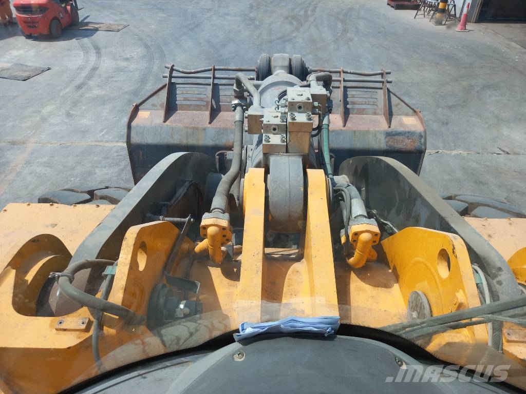 Volvo L350H (EXW - Abu Dhabi) Chargeuse sur pneus