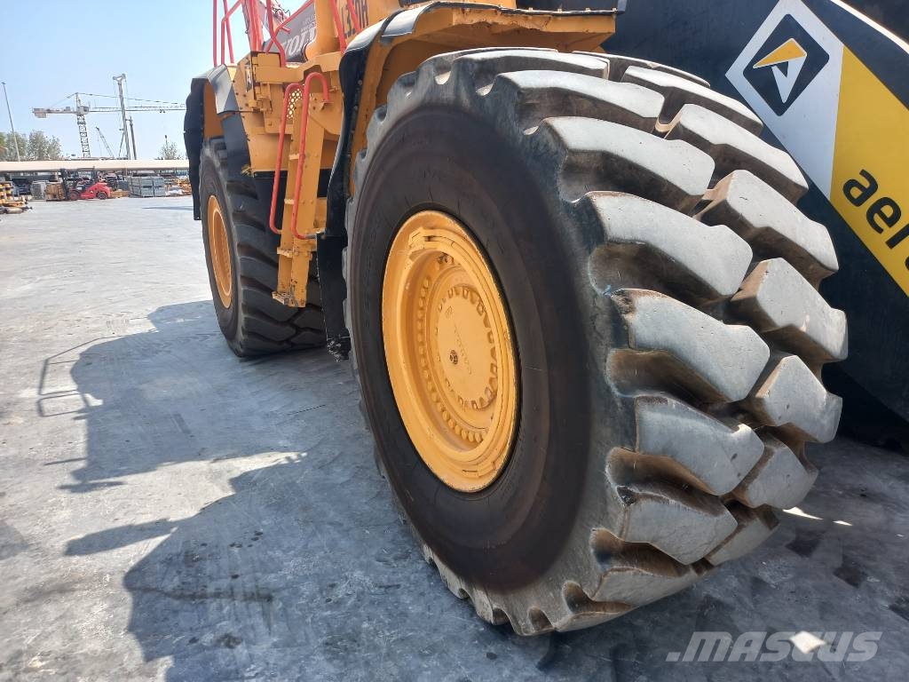 Volvo L350H (EXW - Abu Dhabi) Chargeuse sur pneus