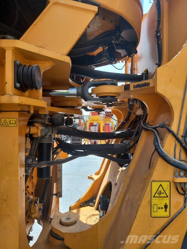 Volvo L350H (EXW - Abu Dhabi) Chargeuse sur pneus