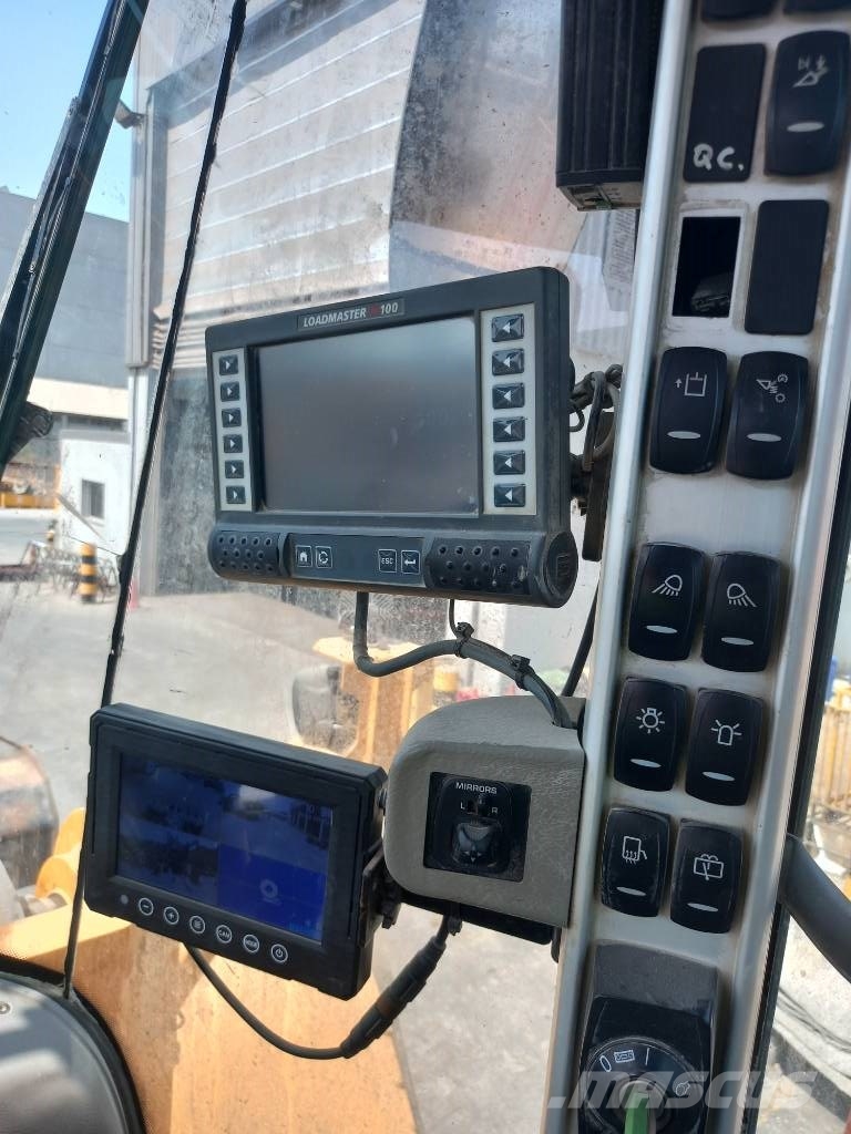 Volvo L350H (EXW - Abu Dhabi) Chargeuse sur pneus