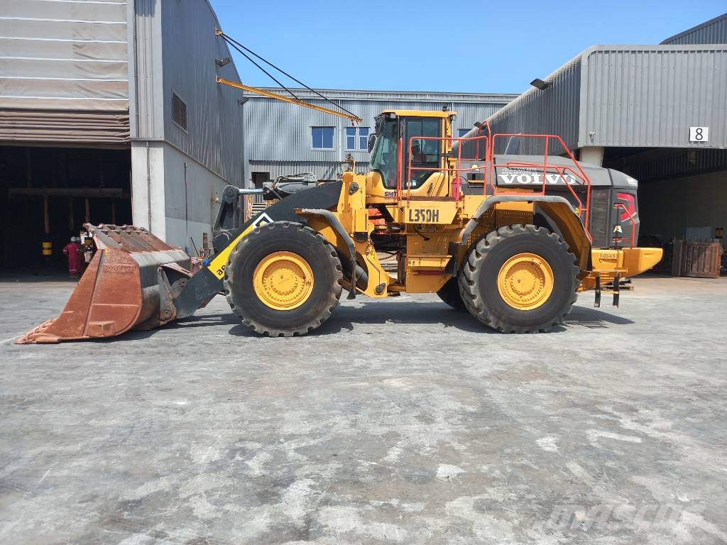 Volvo L350H (EXW - Abu Dhabi) Chargeuse sur pneus