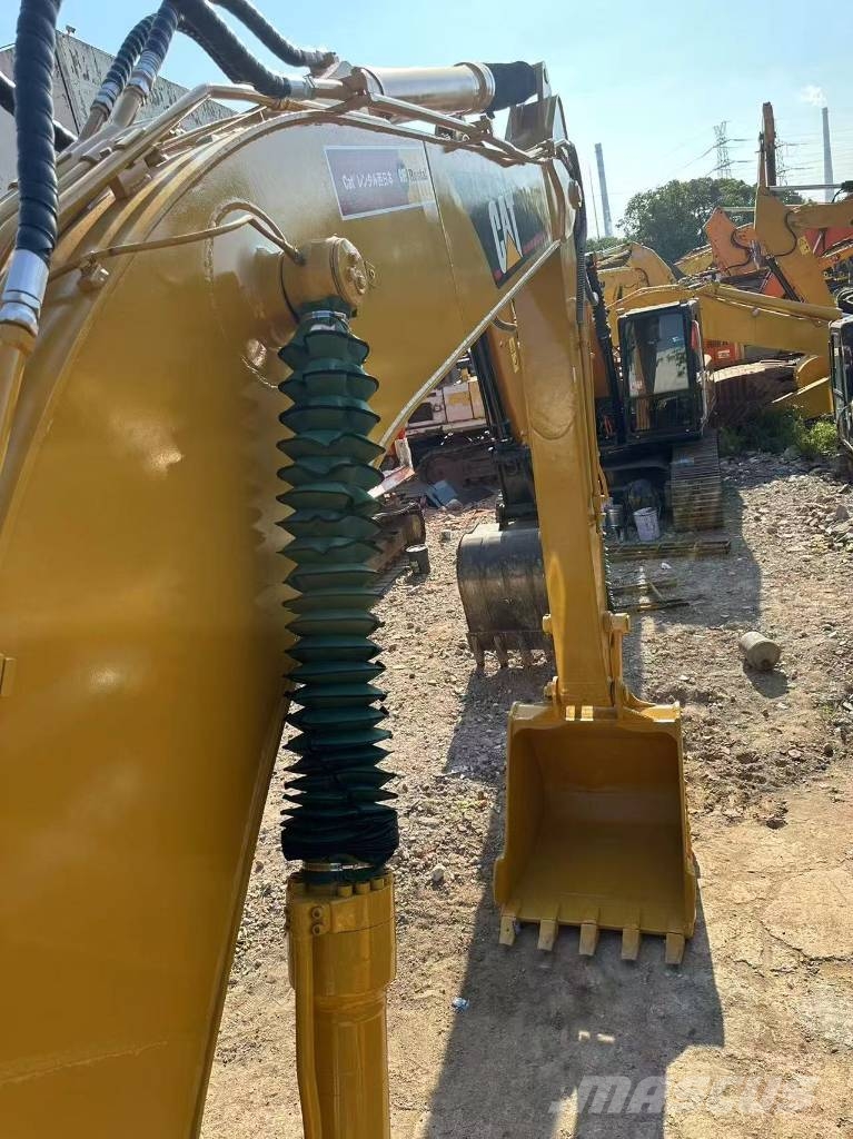 CAT 320 C L Гусеничні екскаватори