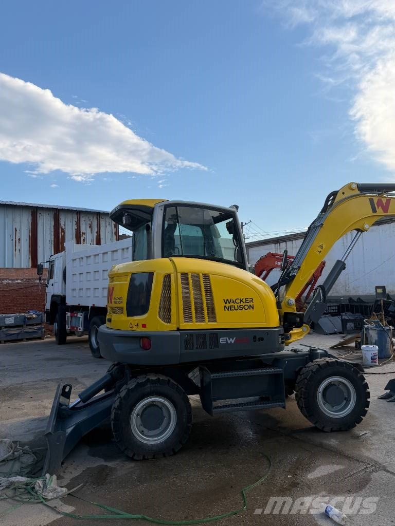 Wacker Neuson EW 65 Gravemaskiner på hjul