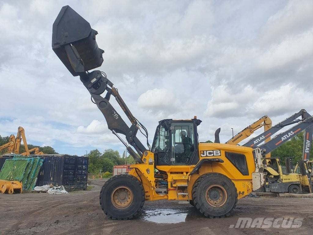 JCB 437 Wheel loaders