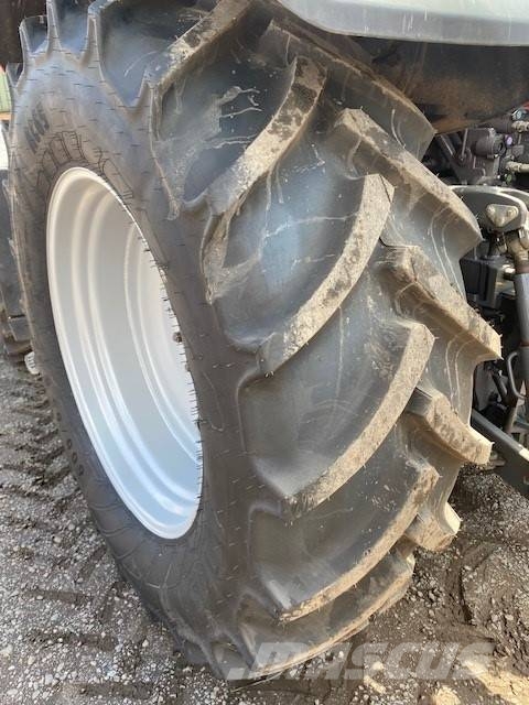 Massey Ferguson 6S.180 EXDV Traktoriai