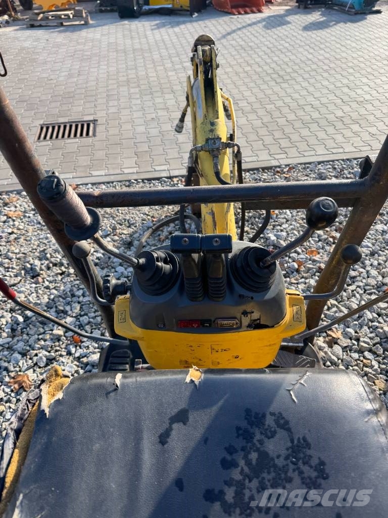 Komatsu PC 09-1 Minikaivukoneet < 7t