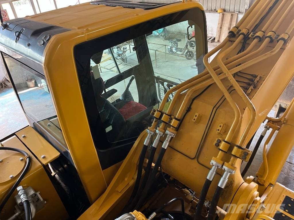 Komatsu PC 450 LC-8 Εκσκαφείς με ερπύστριες