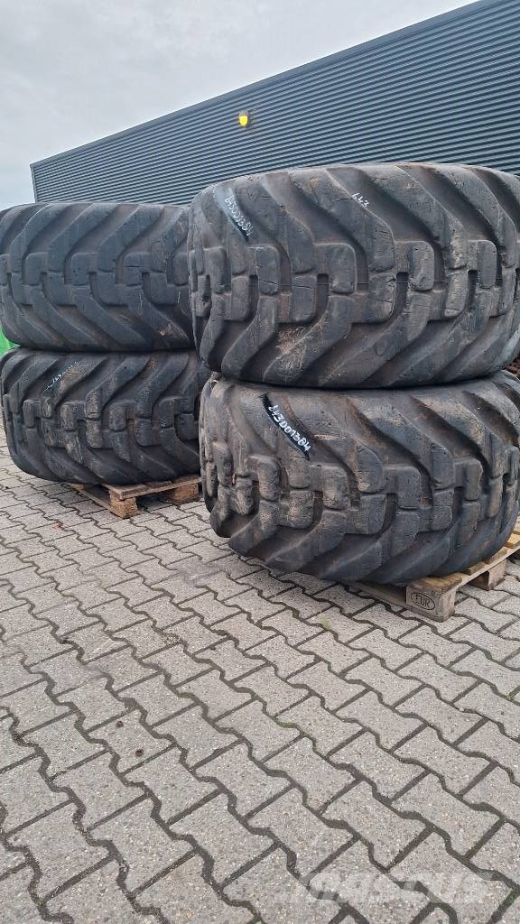 Nokian Forest King F2 710/45-26.5 Шини