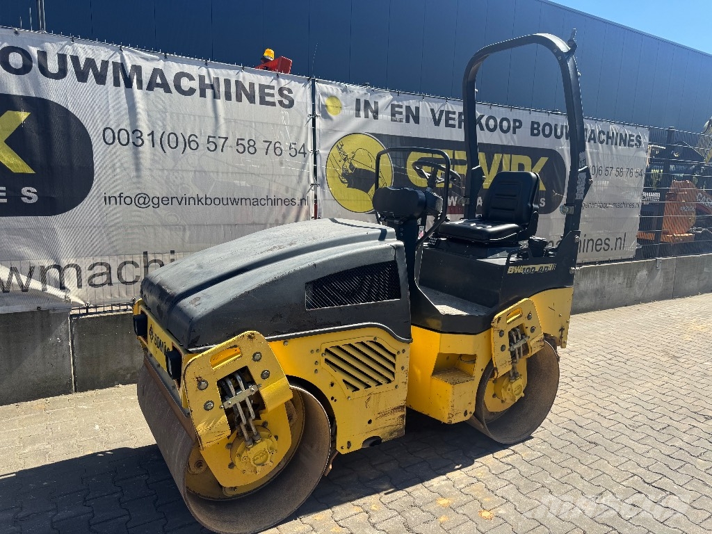 Bomag BW 100 AD-4 Двойни барабанни ролки
