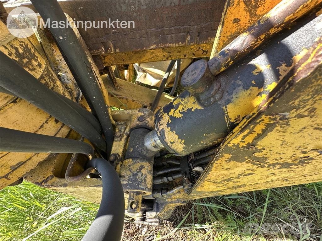 Massey Ferguson Mf-765 Retrocargadoras
