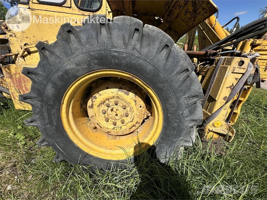 Massey Ferguson Mf-765 Retrocargadoras