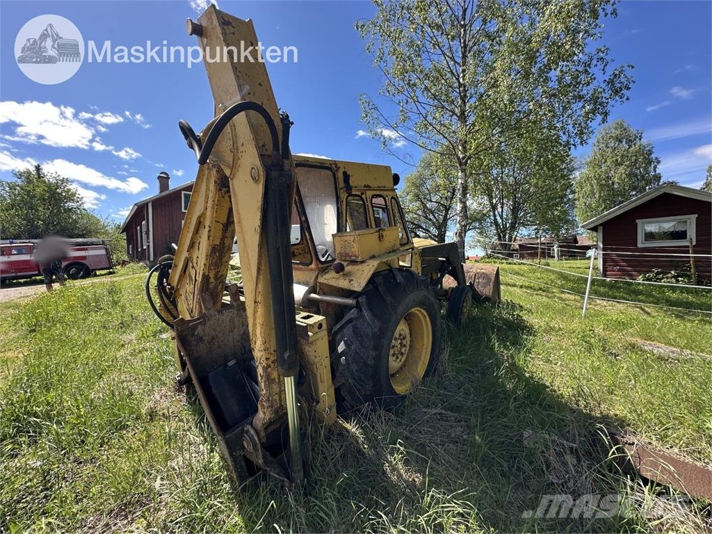 Massey Ferguson Mf-765 Retrocargadoras