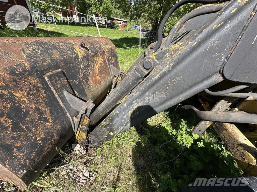 Massey Ferguson Mf-765 Retrocargadoras