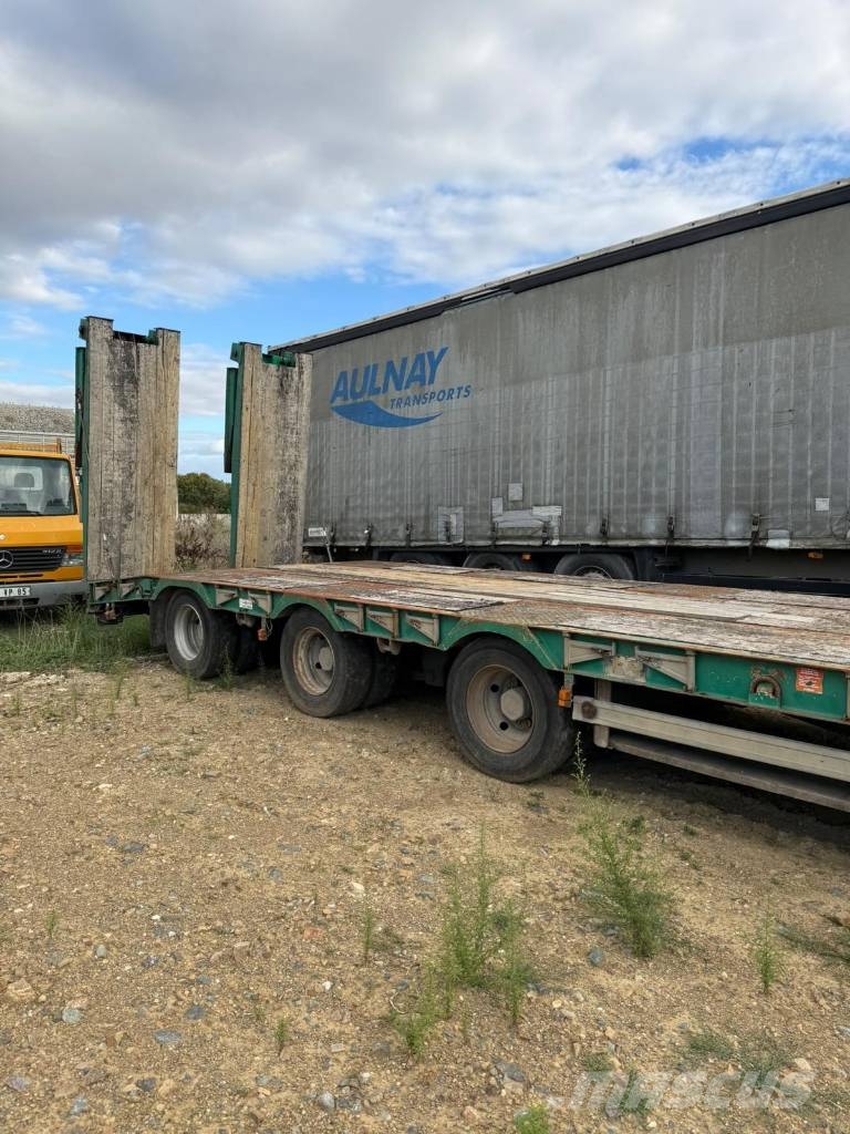 Kaiser SREM Vehicle transport trailers