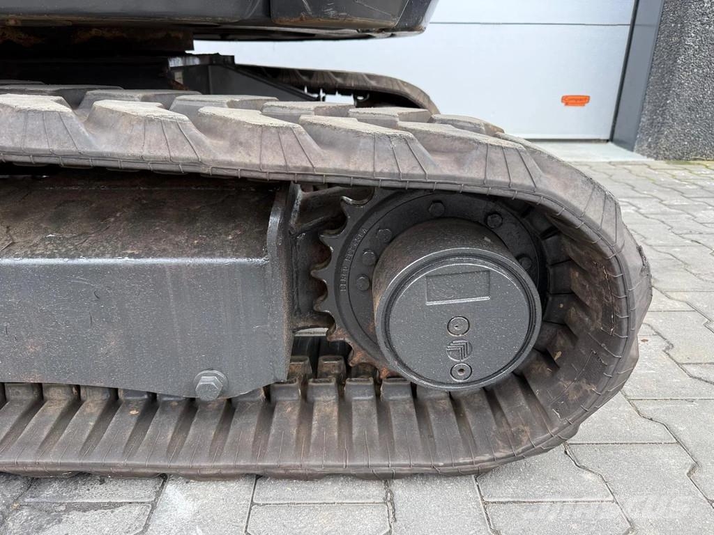 Bobcat E26 Mini rýpadla < 7t