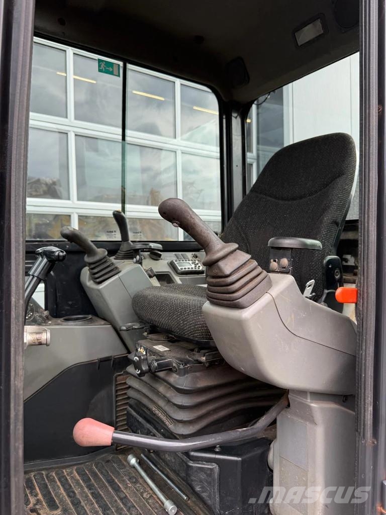 Bobcat E26 Mini rýpadla < 7t