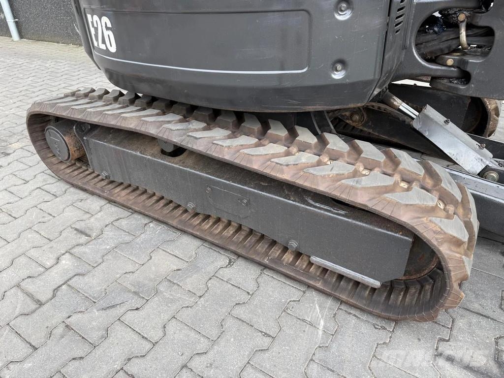 Bobcat E26 Mini rýpadla < 7t