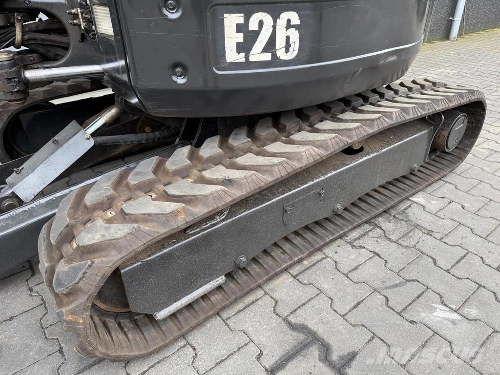 Bobcat E26 Mini rýpadla < 7t
