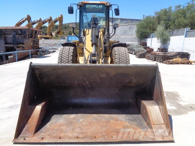 CAT 930 H Naudoti ratiniai krautuvai
