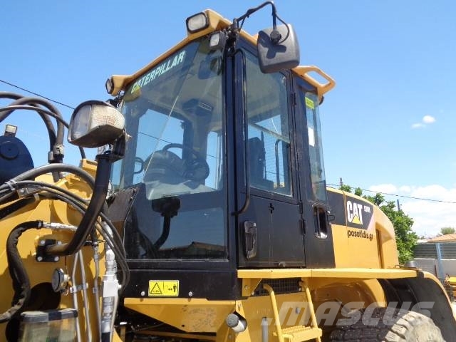 CAT 930 H Naudoti ratiniai krautuvai