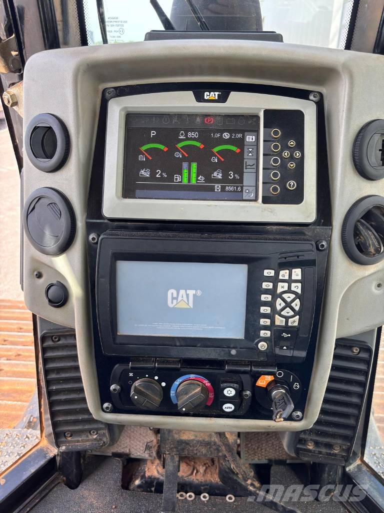 CAT D 6 N LGP (GPS) Paletli dozerler
