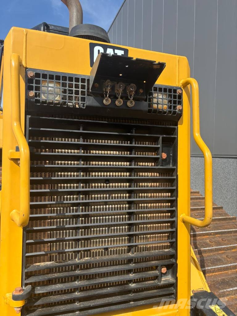 CAT D 6 N LGP (GPS) Paletli dozerler
