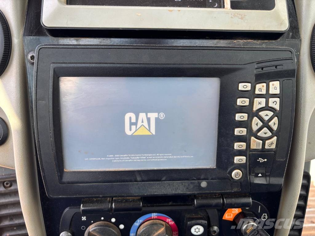 CAT D 6 N LGP (GPS) Paletli dozerler